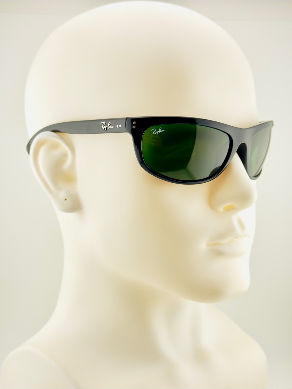 Ray-Ban Balorama Sunglasses RB4089 Polished Black Frame with Green Lenses UNIXES